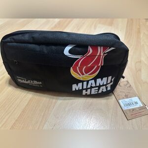 Mitchell & Ness Miami Heat Belt Bag